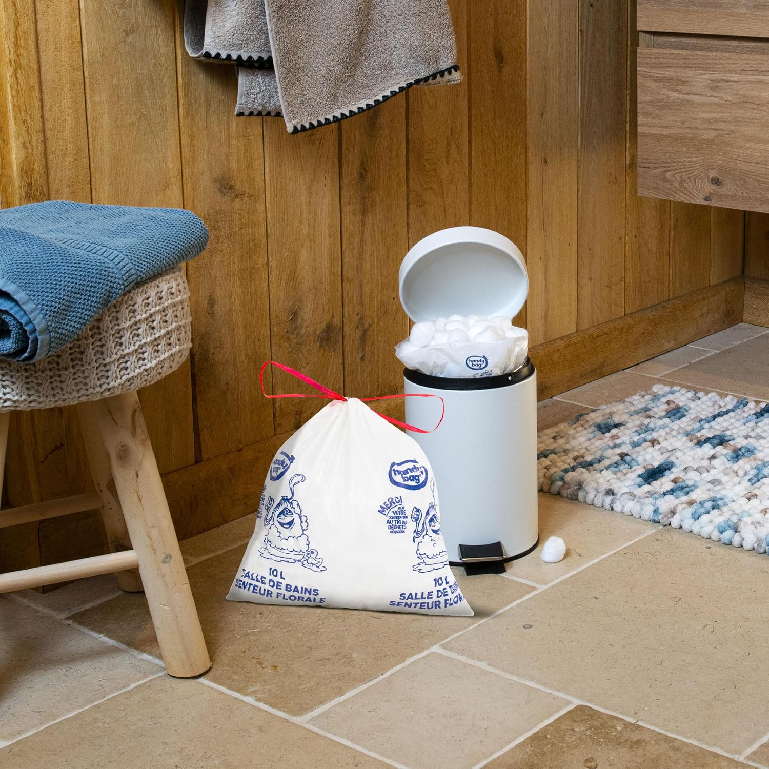 Detalle de Handy Bag badrumspåsar 10 l med utdragbara handtag och blommig doft