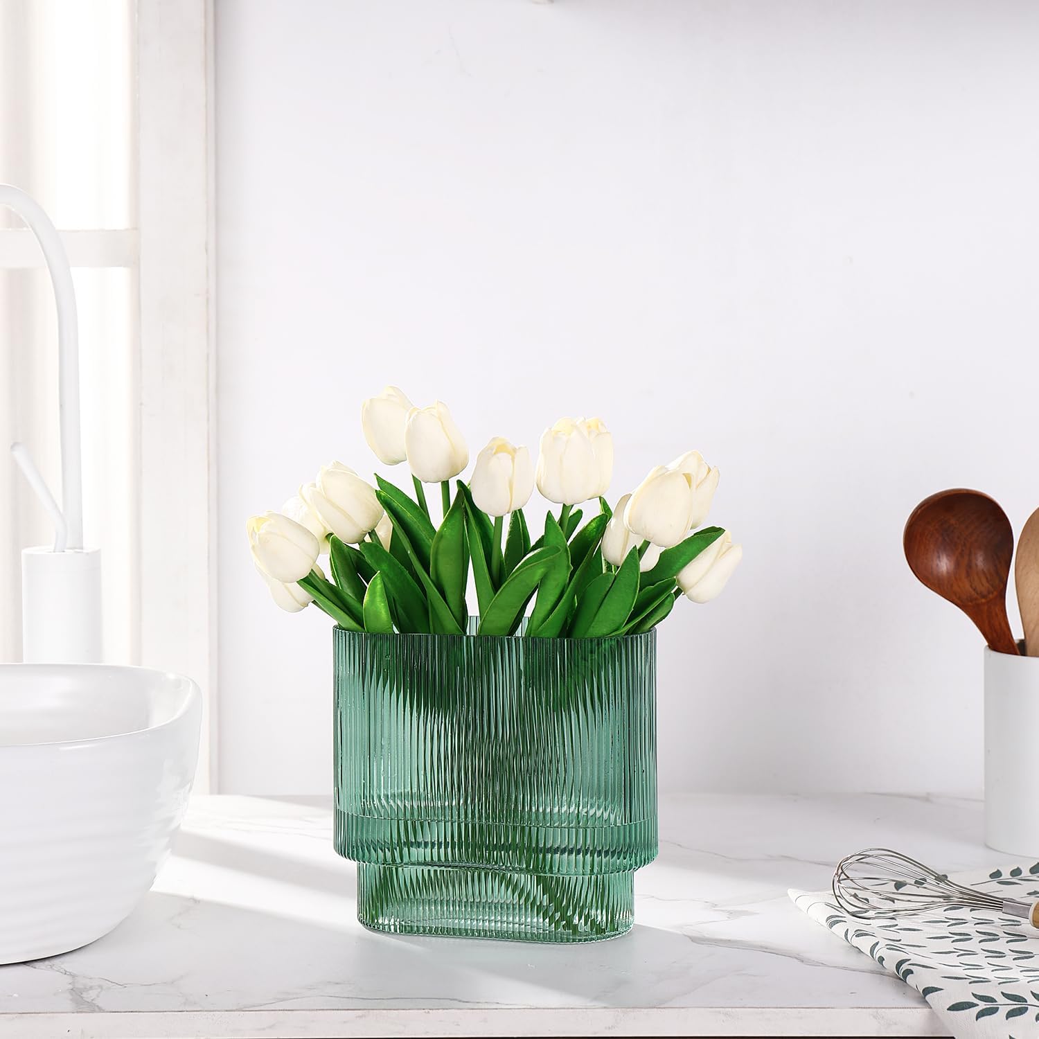 Detalle 2 de KAYLETIN geribbelde glazen vaas, groen, ovaal, met brede opening, 18 cm