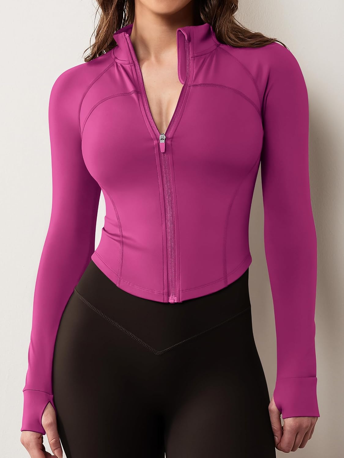 Detalle 2 de AVGO Women's Cropped Workout Jacket, Full-Zip with Thumb Holes