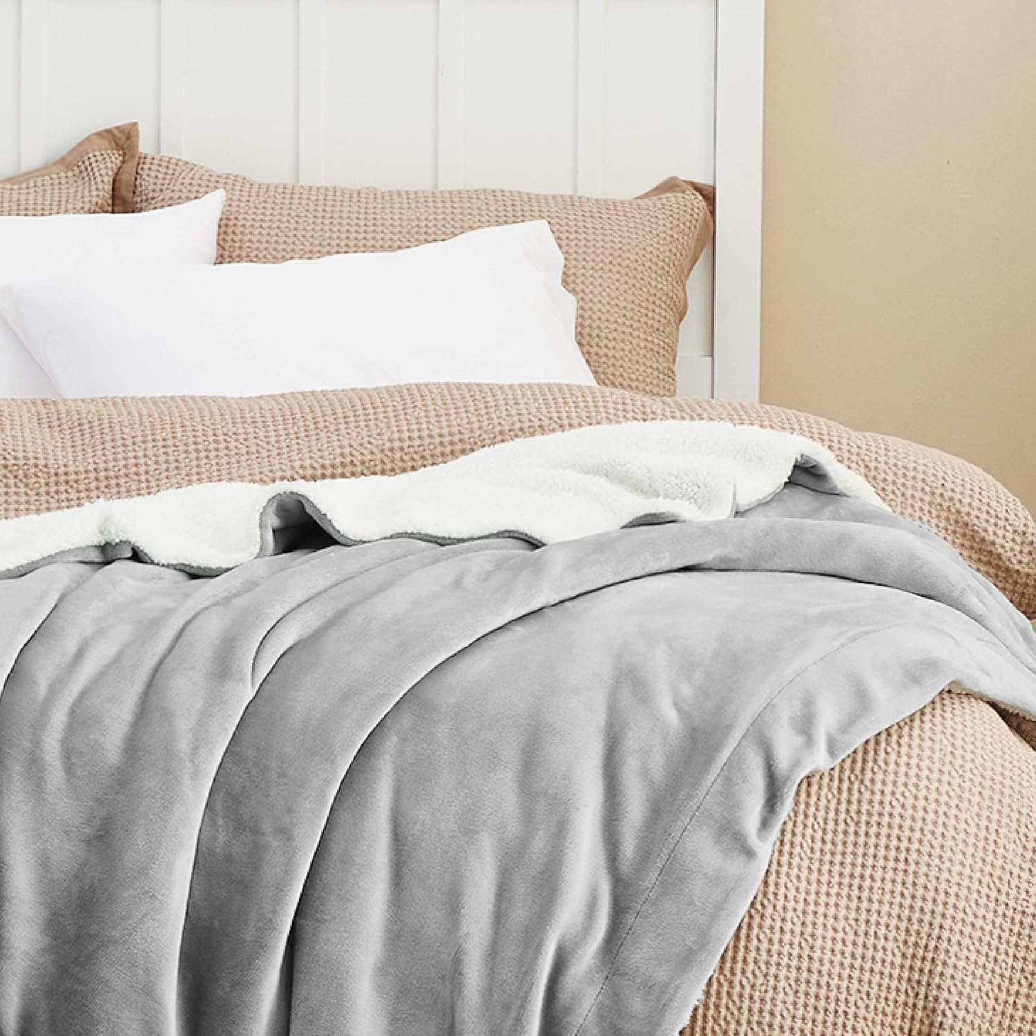 Thumbnail 3 de Bedsure Sherpa Fleece Throw Blanket – Thick, Warm and Reversible 130x150cm (Light Grey)