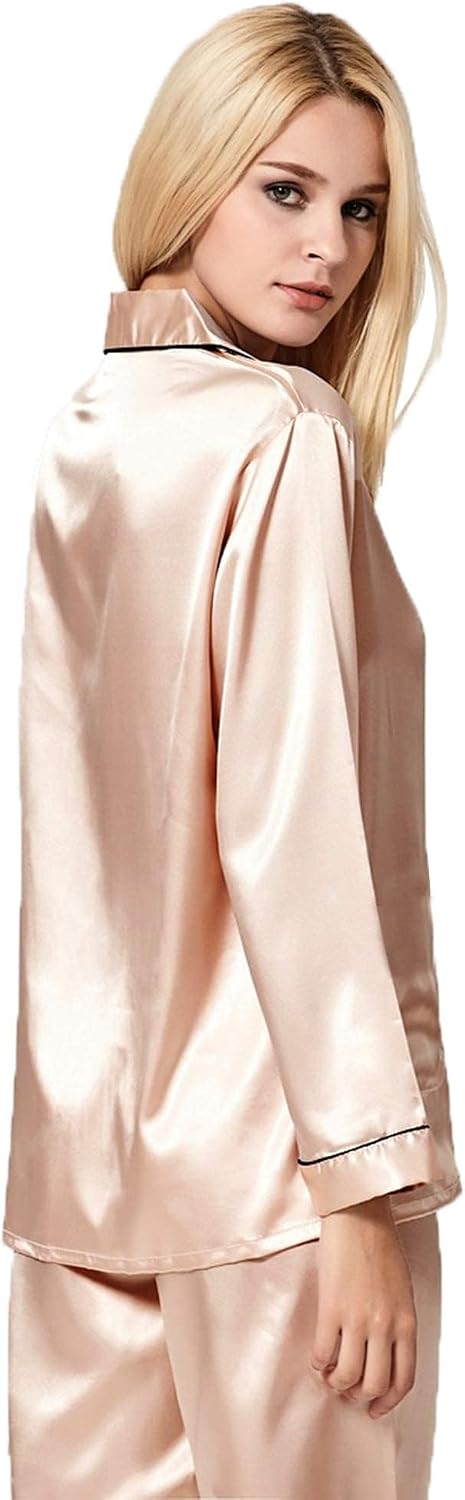 Detalle de Pyjama set silk satin pyjamas