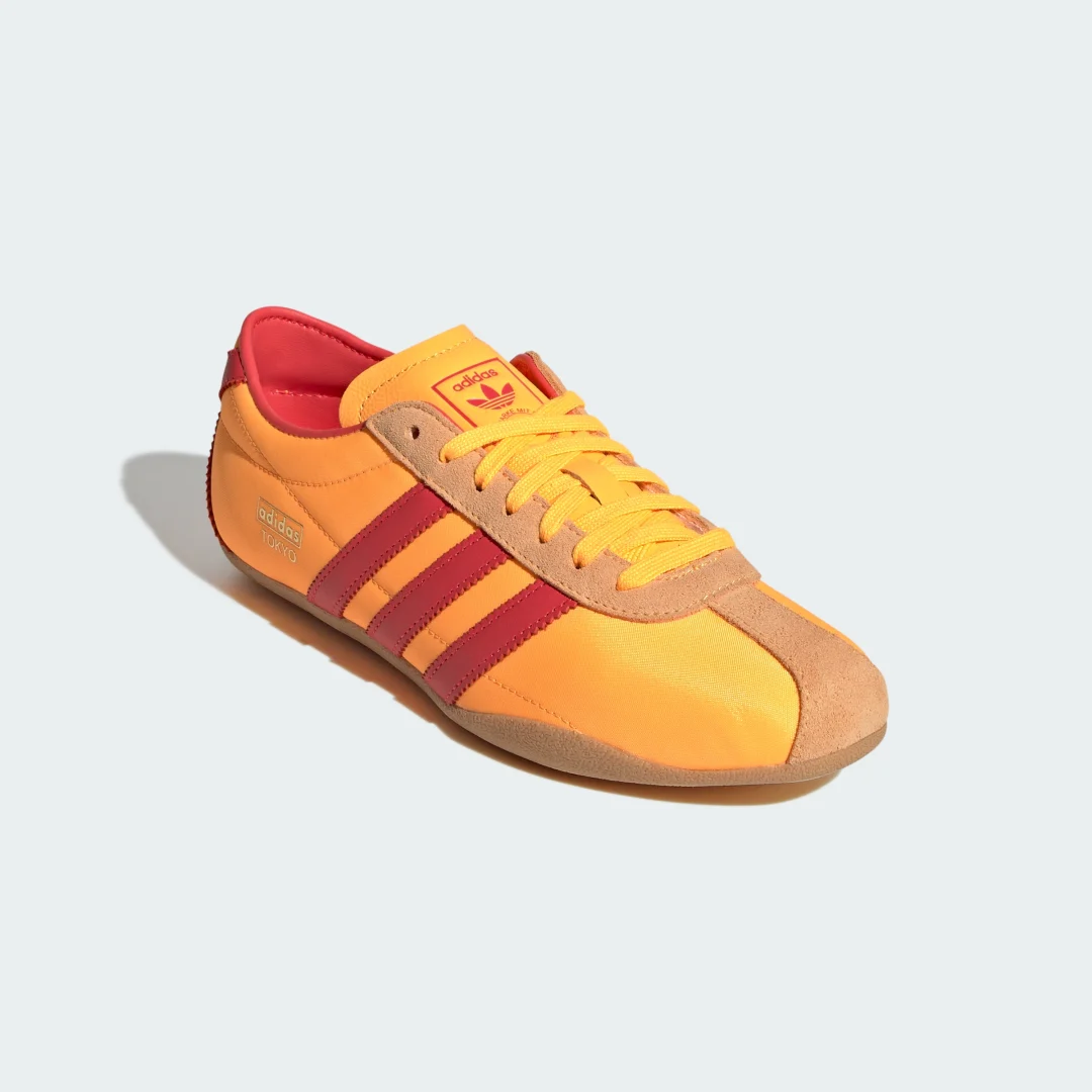 Thumbnail 3 de Zapatilla Tokyo de Adidas — estilo urbano en color naranja