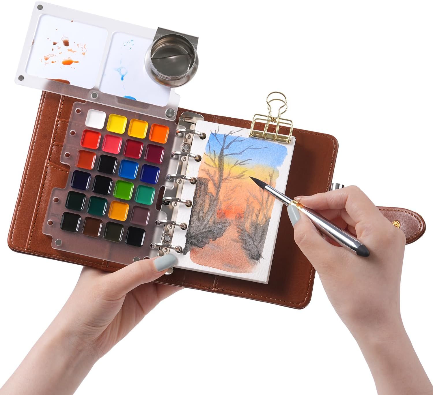 Detalle de Fuumuui Travel Watercolour Paint Set 24 Colours with PU Leather Cover and 20-Sheet Cotton Watercolour Paper