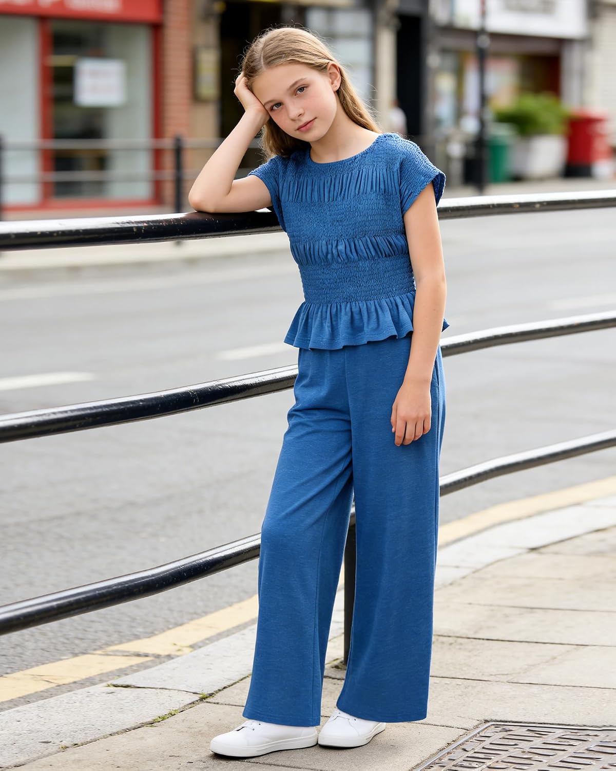 Detalle 2 de Latnnut Girls' Two-Piece Outfit, Elastic-Waist Pants