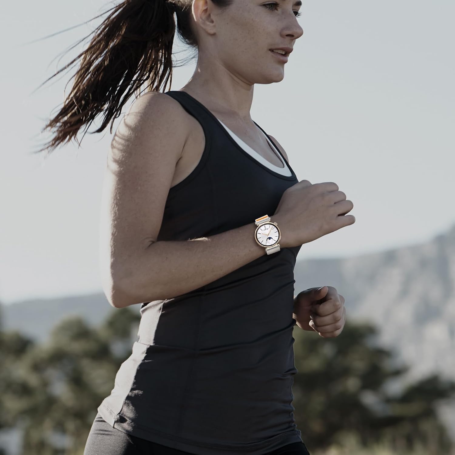 Detalle 2 de SOLOLUP 18mm Elastic Magnetic Strap for Garmin and Huawei Wearables