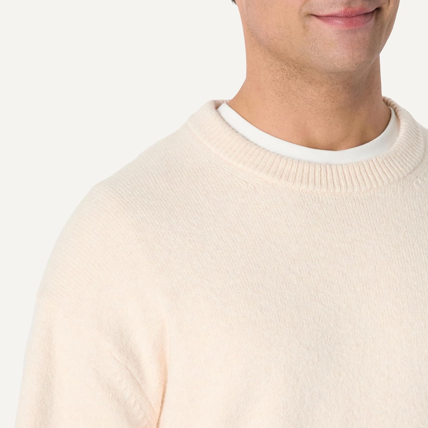 Detalle de Amazon Essentials Men's Relaxed-Fit Cotton Blend Textured Crewneck Pullover Sweater