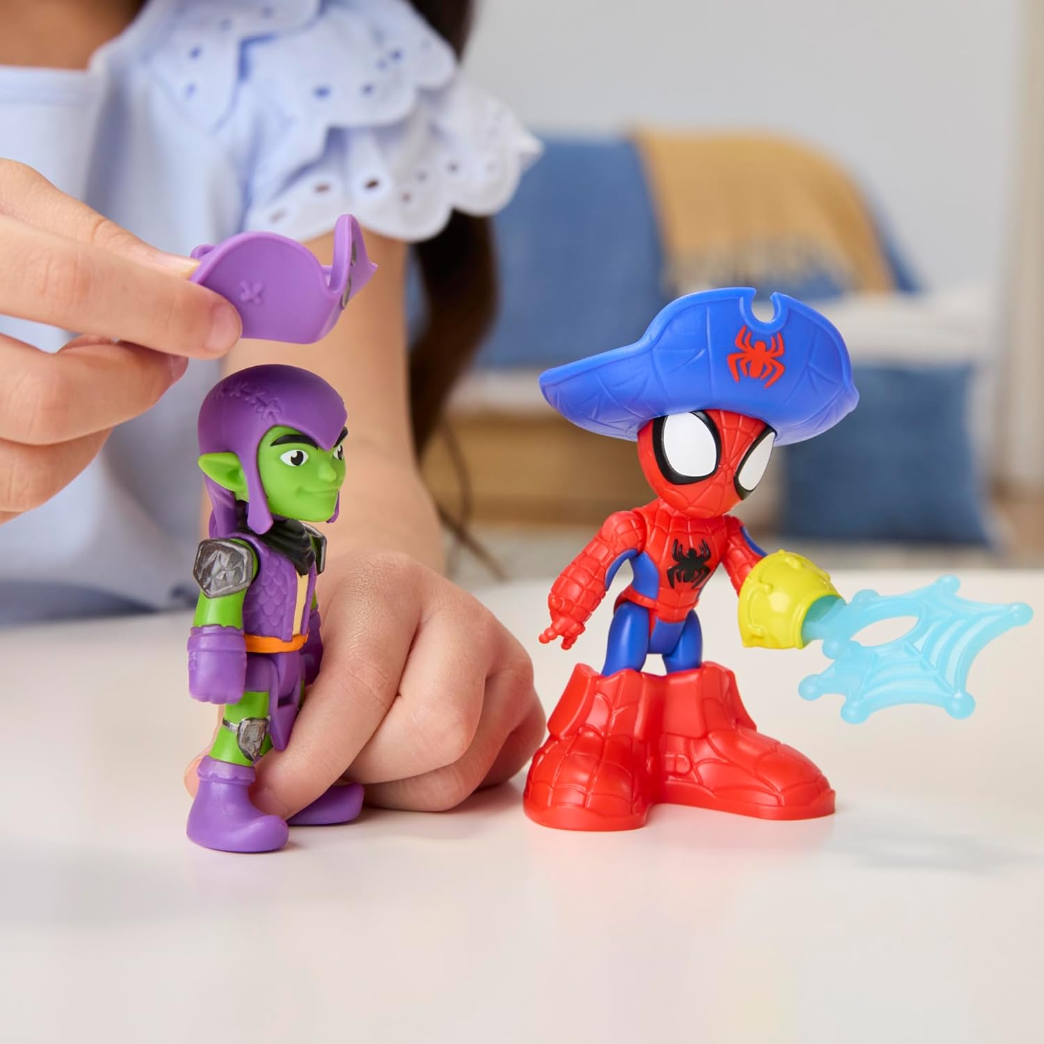 Detalle de Spidey and His Amazing Friends Marvel Water-Webs Webs Ahoy Pirate Ship Bubble Pirate Ship Playset (3-inch figures)