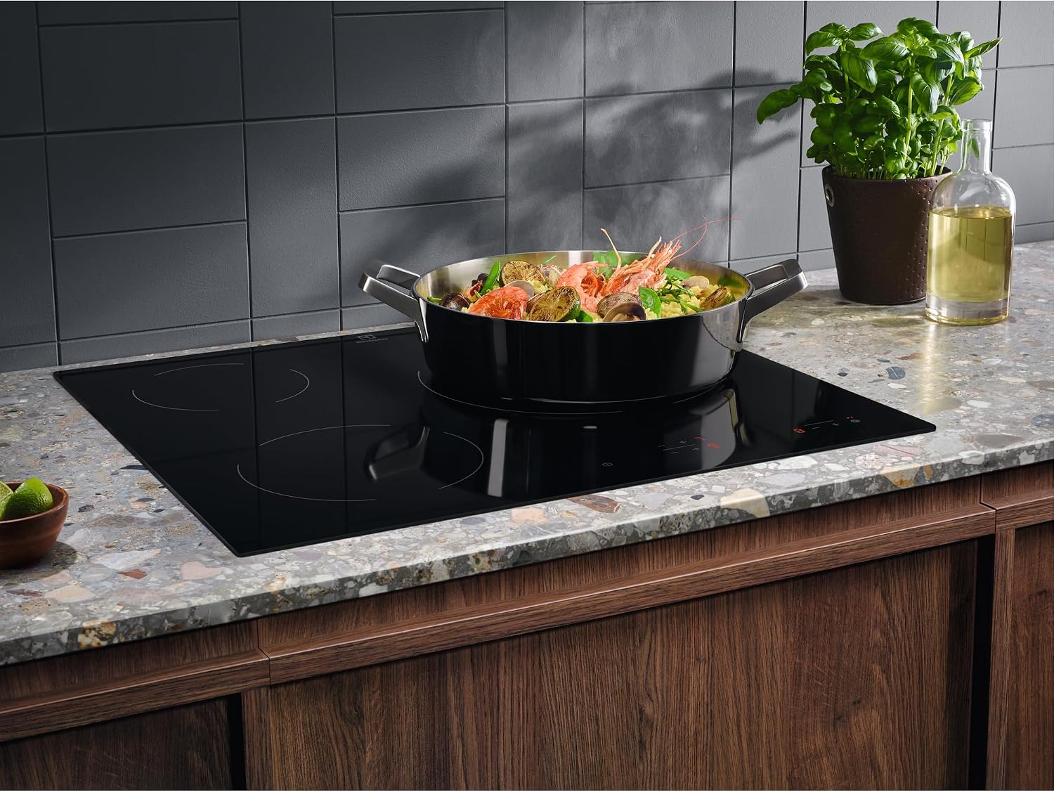 Detalle 2 de Electrolux EHF6232IOK placa vitrocerámica 60 cm