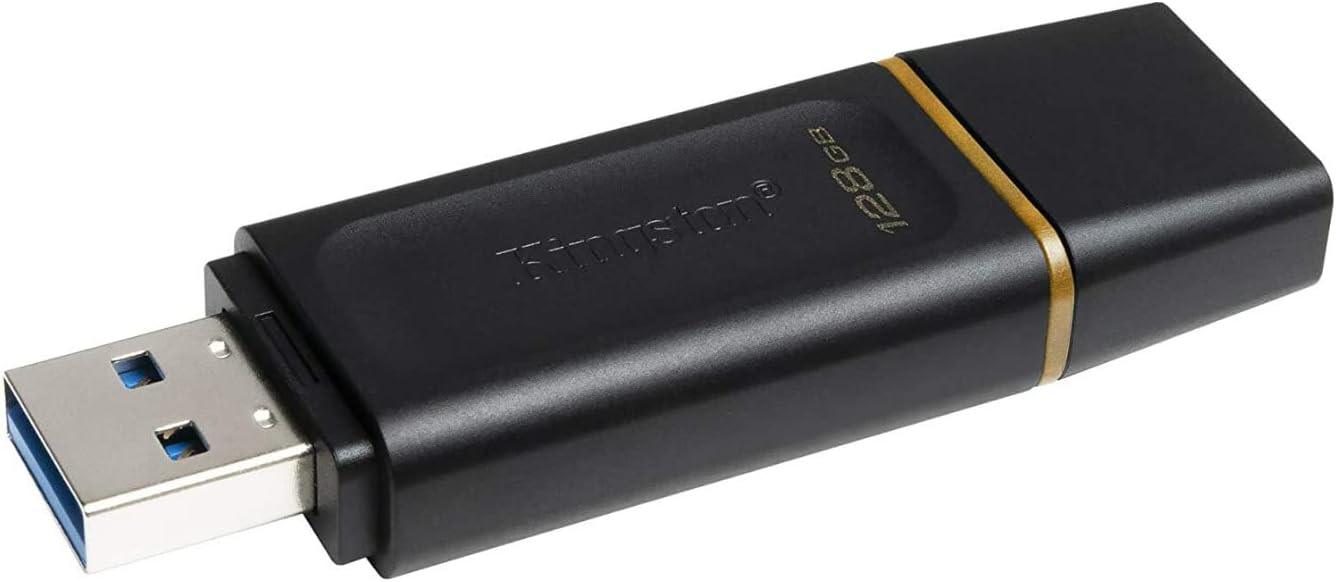 Detalle de Kingston DataTraveler Exodia DTX/128GB USB 3.2 Gen 1 con tapa protectora y aro de llavero