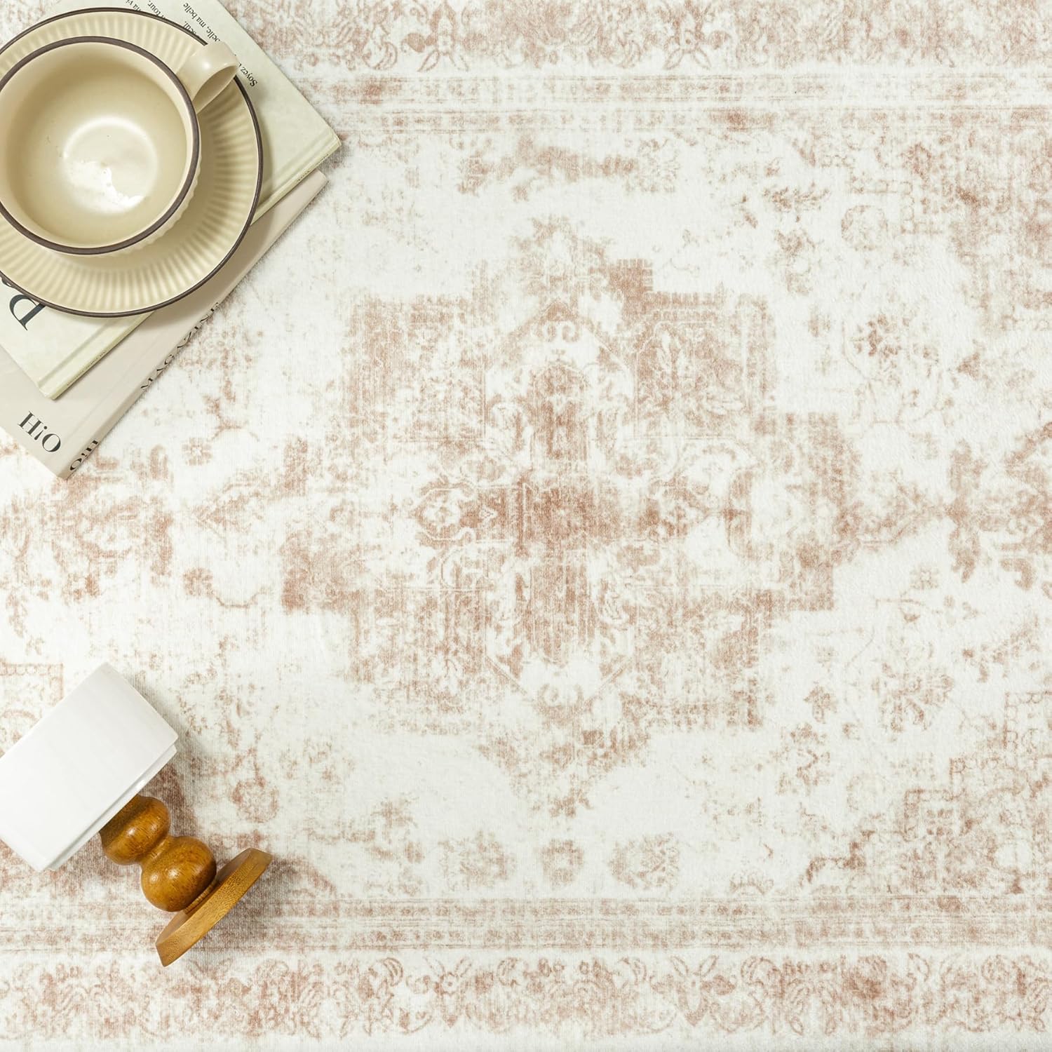 Detalle 2 de HUGEAR Vintage Cream Low Pile Washable Non-Slip Area Rug (240x300cm)