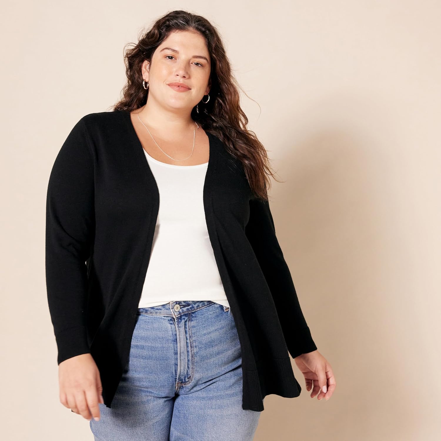 Thumbnail 5 de Amazon Essentials Women's Lightweight Long Sleeve Open-Front Cardigan Sweater