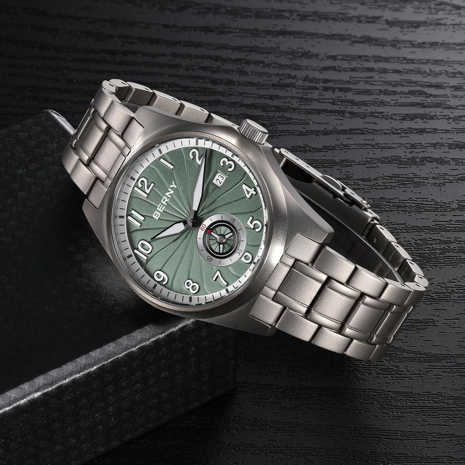 Thumbnail 6 de BERNY Titanium Herrenuhr Automatikwerk – robustes Titan-Design mit 10 ATM