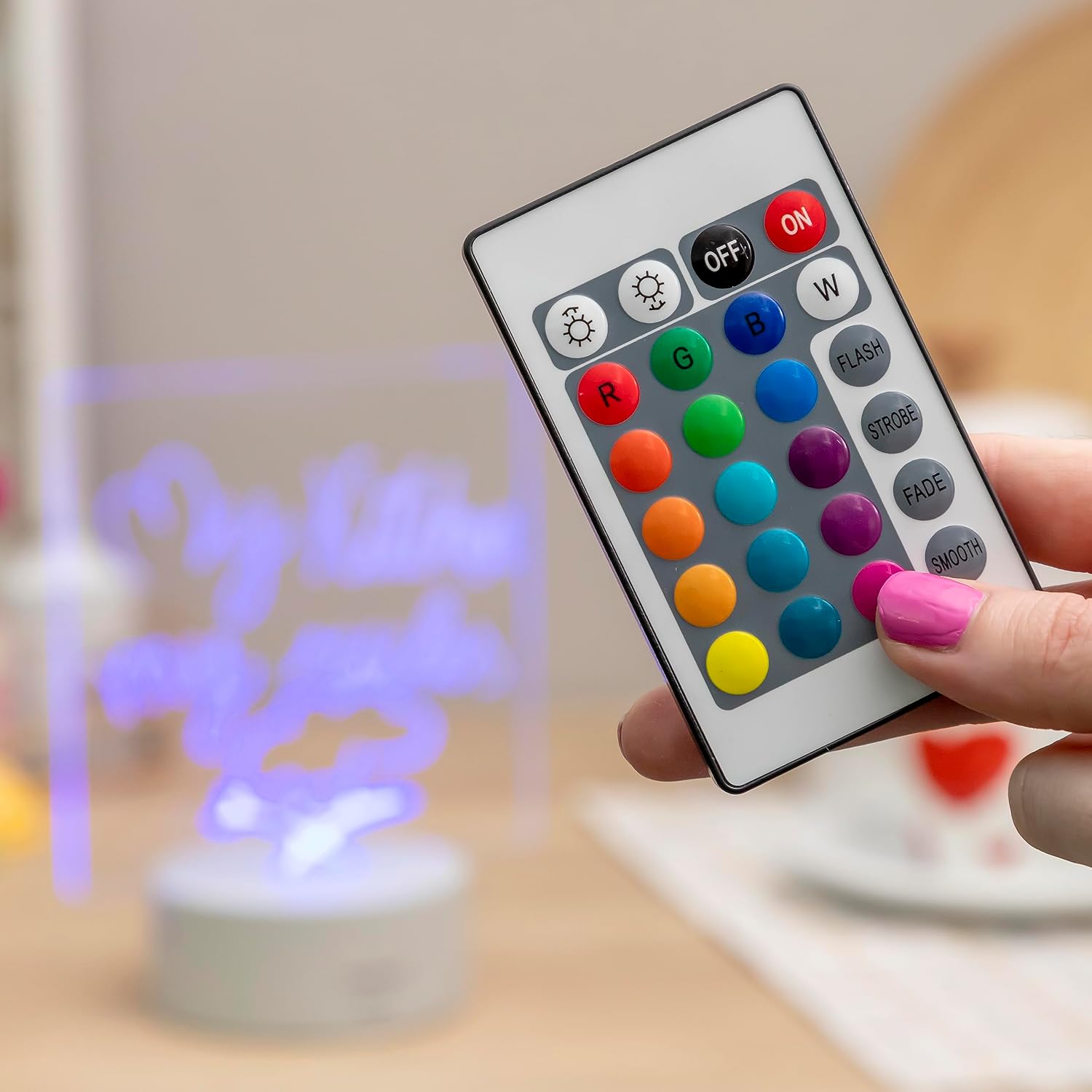 Thumbnail 6 de InnovaGoods Message Board: LED-Tafel mit Fernbedienung – RGB-Display für Büro, Heimarbeit und Schlafzimmer