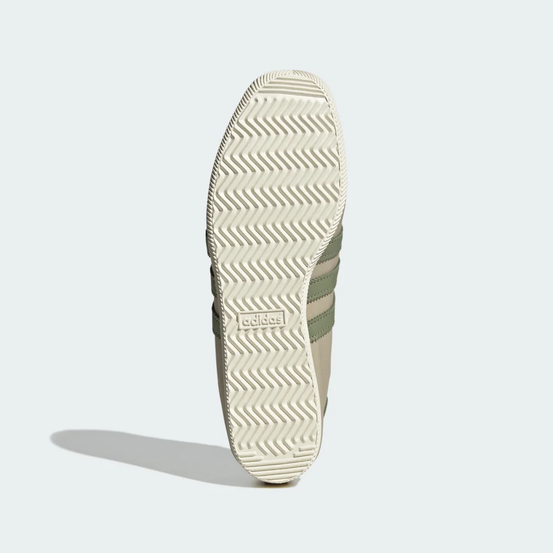 Detalle de ZAPATILLA PARIS Beige de Adidas: ¿Merece la pena para tu día a día?