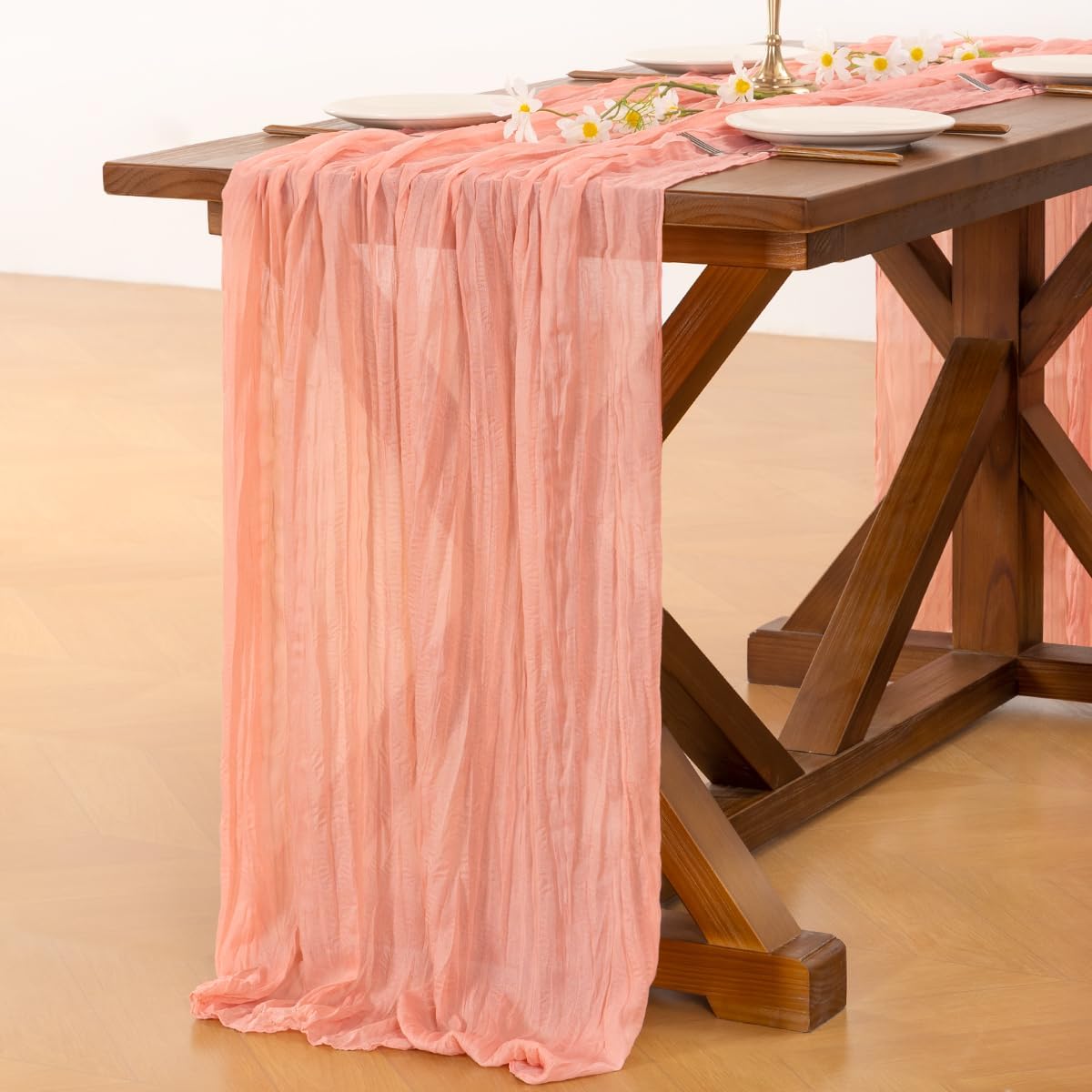 Detalle 2 de Socomi 6pcs Coral Peach Cheesecloth Table Runner 120" 🎉