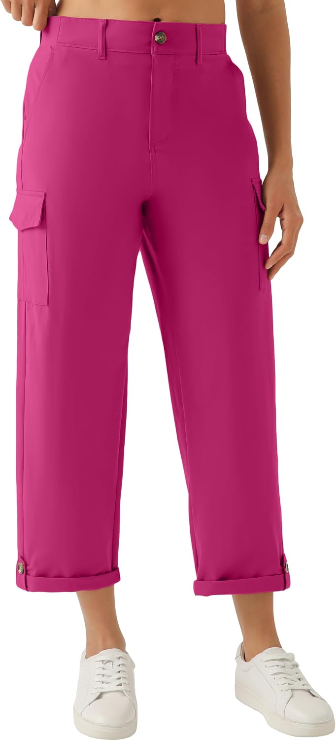 Detalle de Women's Lightweight Cargo Capri Hiking Pants