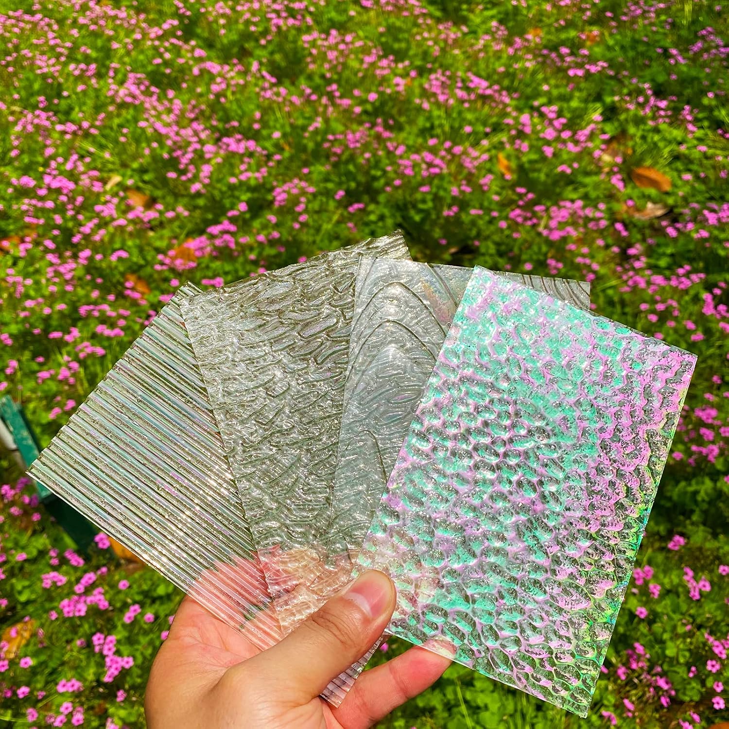 Detalle de PALJOLLY クリアステンドグラスシート 4 x 6インチ・9枚入り、9種類の質感
