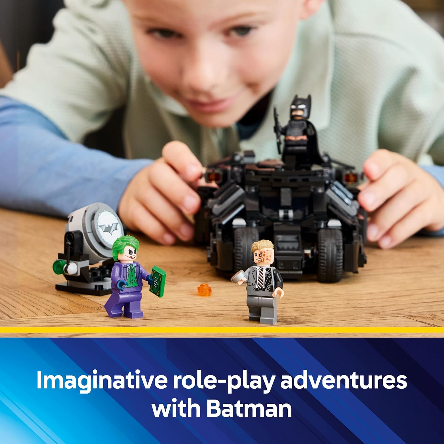 Thumbnail 5 de LEGO Batman Tumbler Batmobile 76303