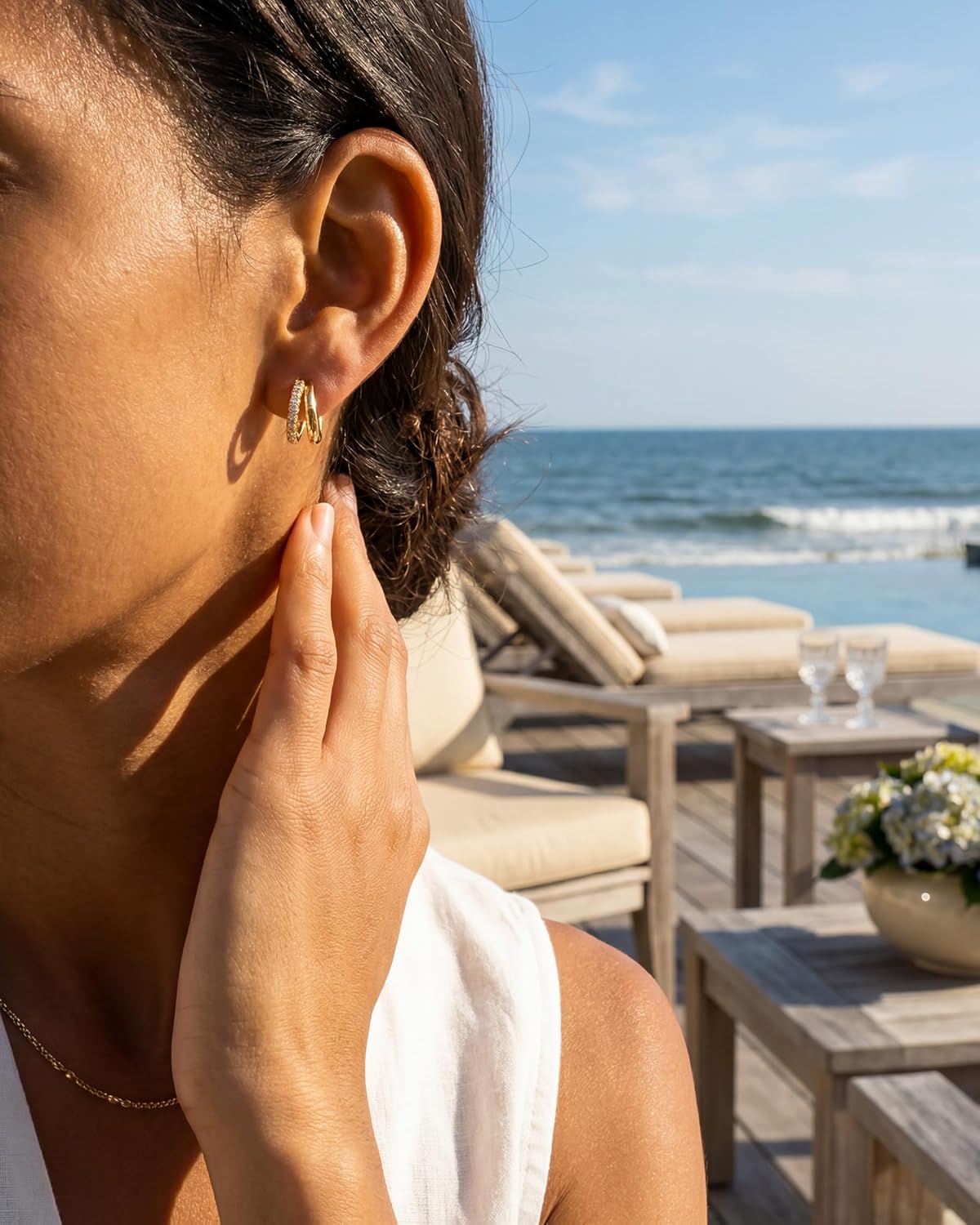 Detalle de MUMREUES Ohrringe Gold Creolen 14K vergoldet mit Zirkonia (Huggie-Stecker, hypoallergen, wasserfest)