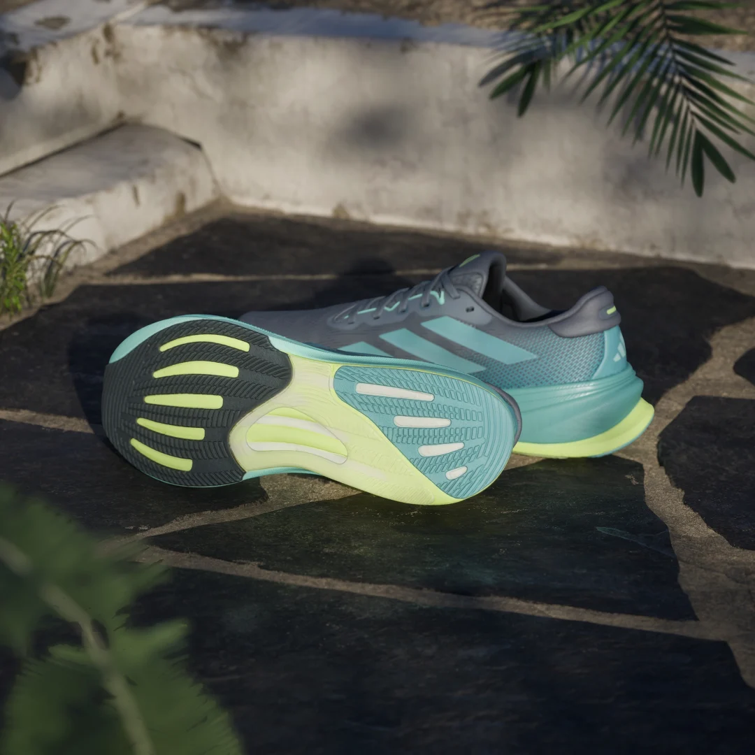Detalle de Zapatilla Supernova Rise 2 Running de Adidas