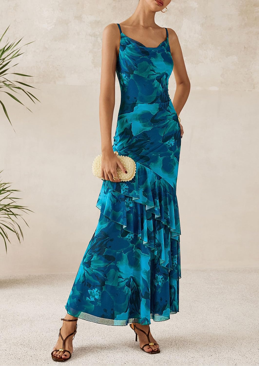 Thumbnail 3 de PRETTYGARDEN Maxi Dresses for Women 2026 Summer Tiered Floral Beach Sundress with Spaghetti Straps