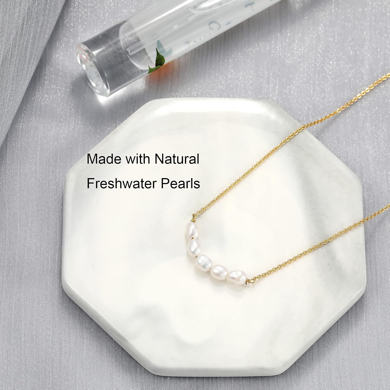 Detalle 1 de Tewiky Pearl Necklace 14K Gold-Plated