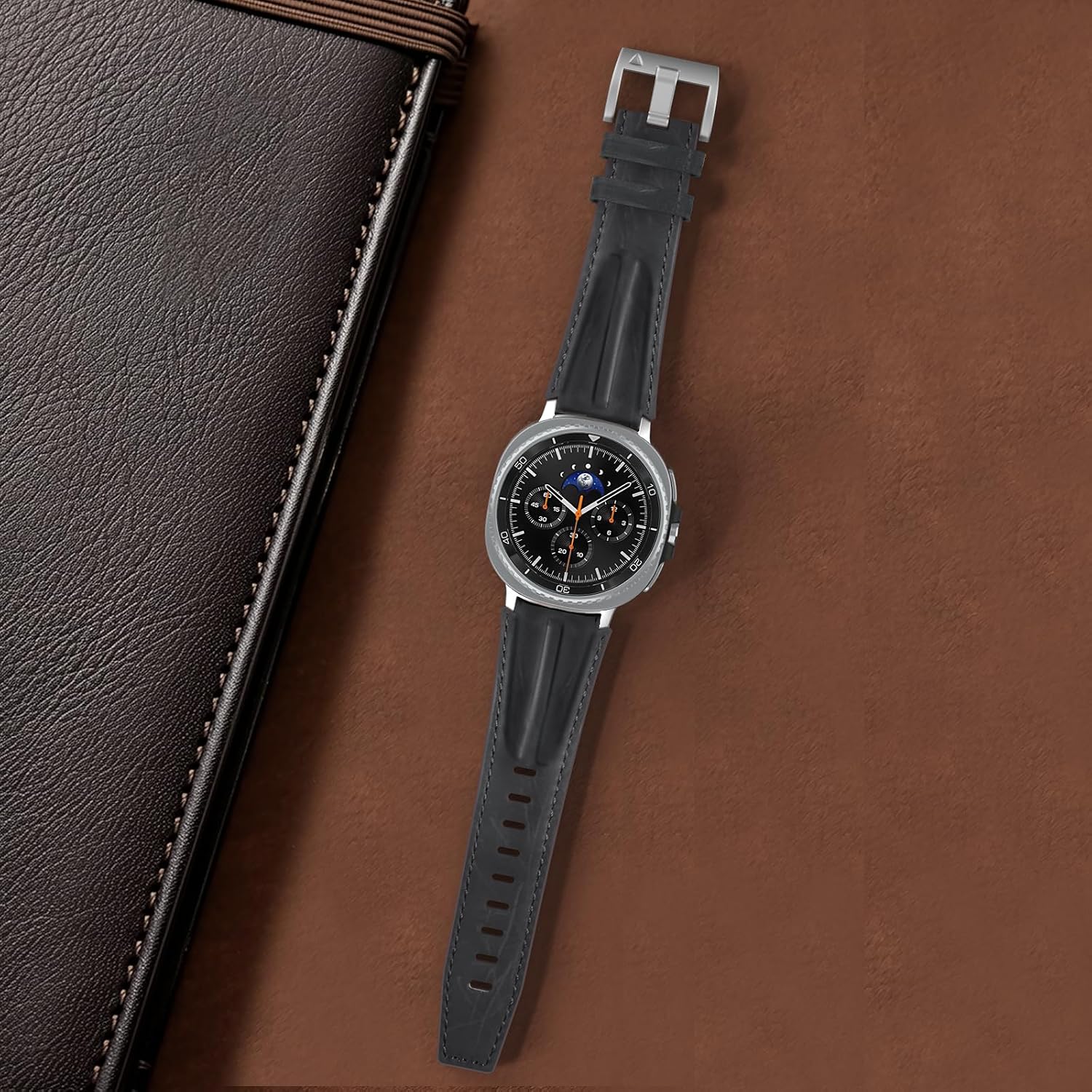 Thumbnail 6 de Bouixel Top Grain Leather Strap for Samsung Galaxy Watch 8 (40mm/44mm) & Classic 46mm — Rugged, Retro Feel