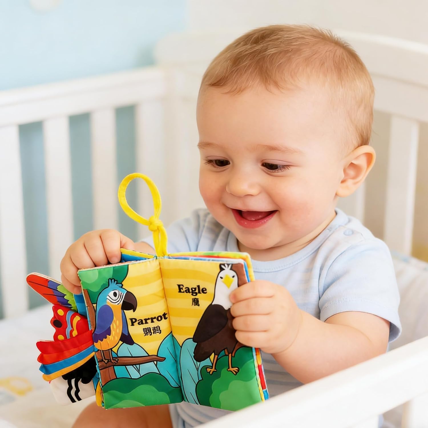 Detalle de Birds Tails Soft Cloth Book for Babies 0-12 Months by RARITYLL