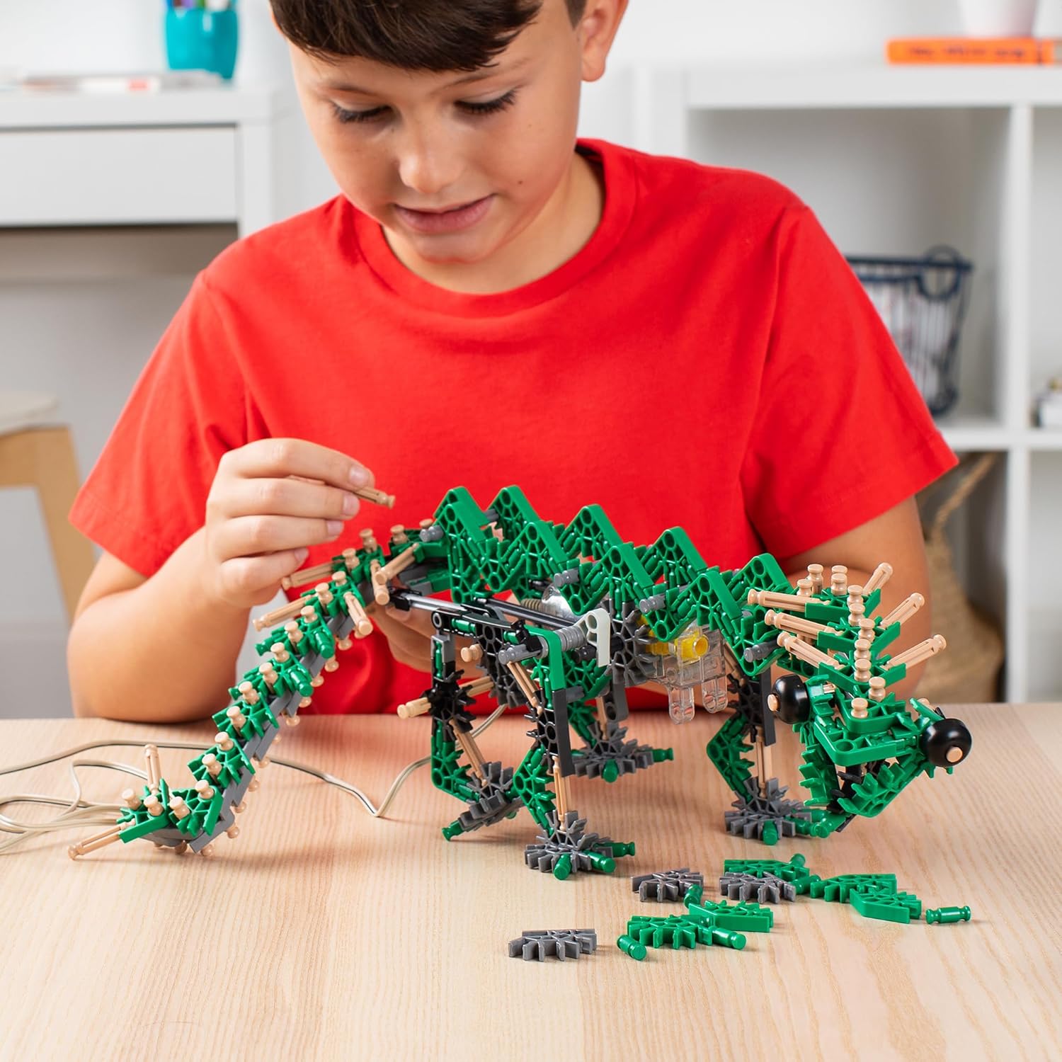 Thumbnail 2 de K’NEX K’Nexosaurus Rex Motorised Building Set (255 pieces) – Basic Fun 12468