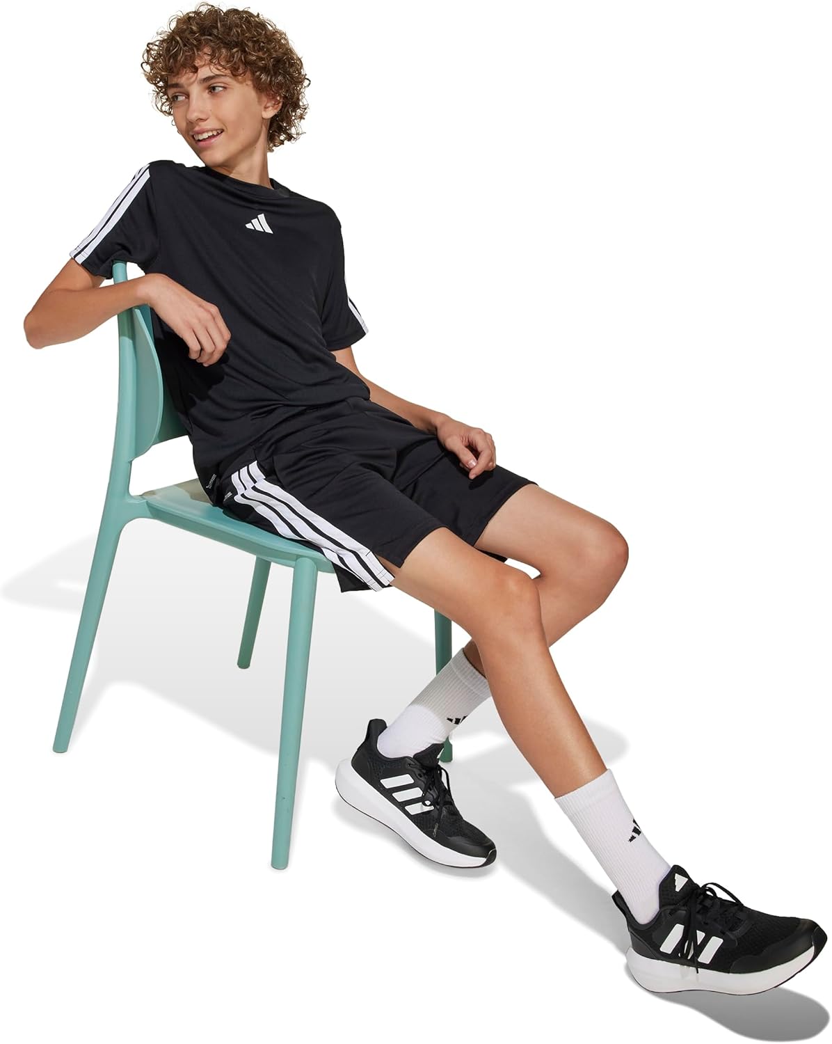Thumbnail 2 de Adidas Jungen Train Essentials 3-Stripes T‑Shirt – Schwarz/Weiß, 13–14 Jahre