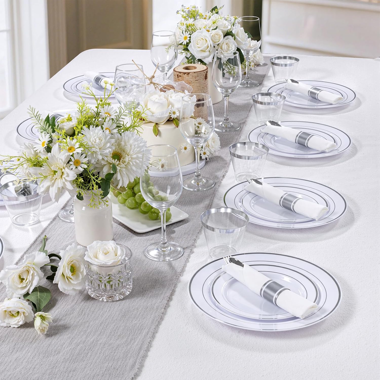 Thumbnail 3 de DaYammi 350-Piece Silver Plastic Dinnerware Set for 50 Guests (Disposable Plates, Cups & Pre-Rolled Napkins)