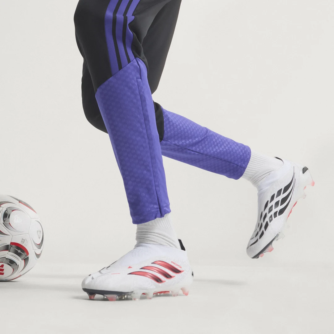 Thumbnail 1 de Adidas Predator Elite sin cordones para césped natural seco – frontal en blanco