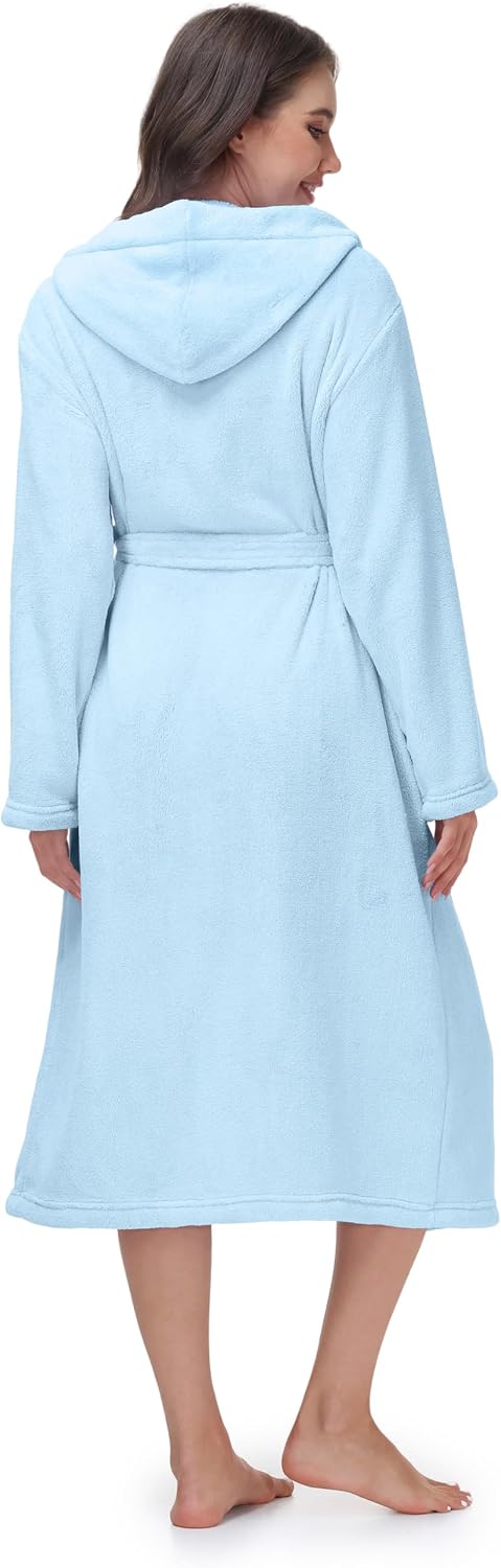 Detalle 2 de Eonkasp Hooded Fleece Bathrobe