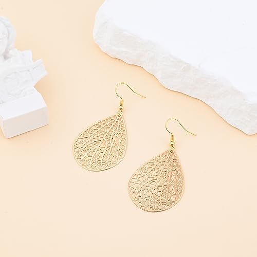 Detalle de Weviway 14K Gold Plated Teardrop Dangle Earrings – Handmade Leaf Design