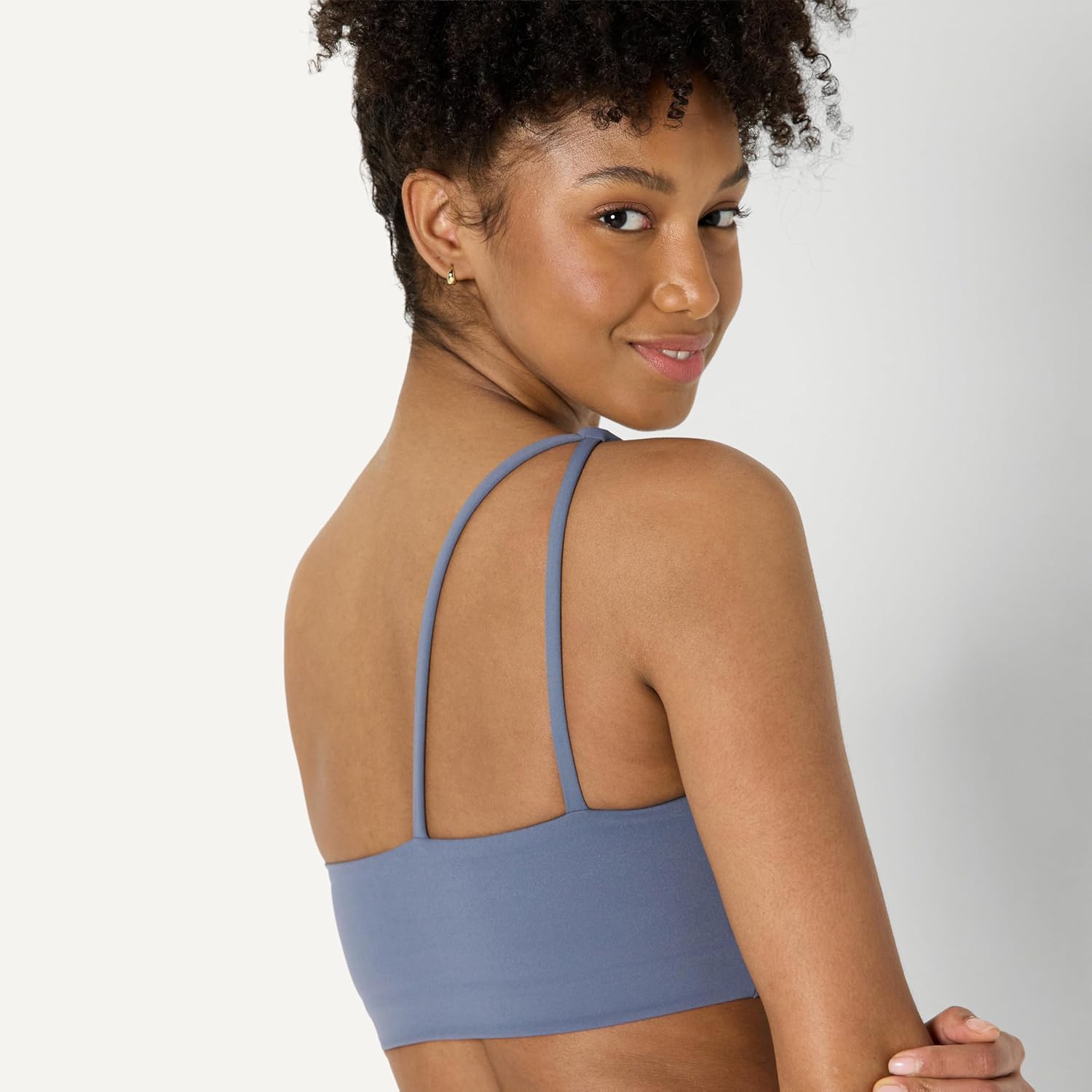 Thumbnail 3 de Amazon Essentials Women’s Active FormFlex Buttery Soft Light Support One-Shoulder Sports Bra (A–C cups)