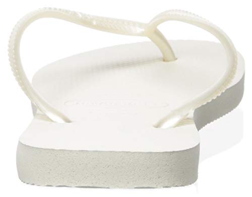 Detalle 2 de Havaianas Slim: Chanclas elegantes para mujer, ligeras y duraderas