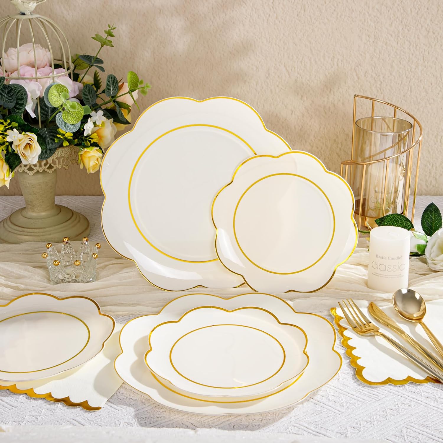 Thumbnail 4 de Wonderful Ivory Plastic Plates 350pcs for 50 Guests