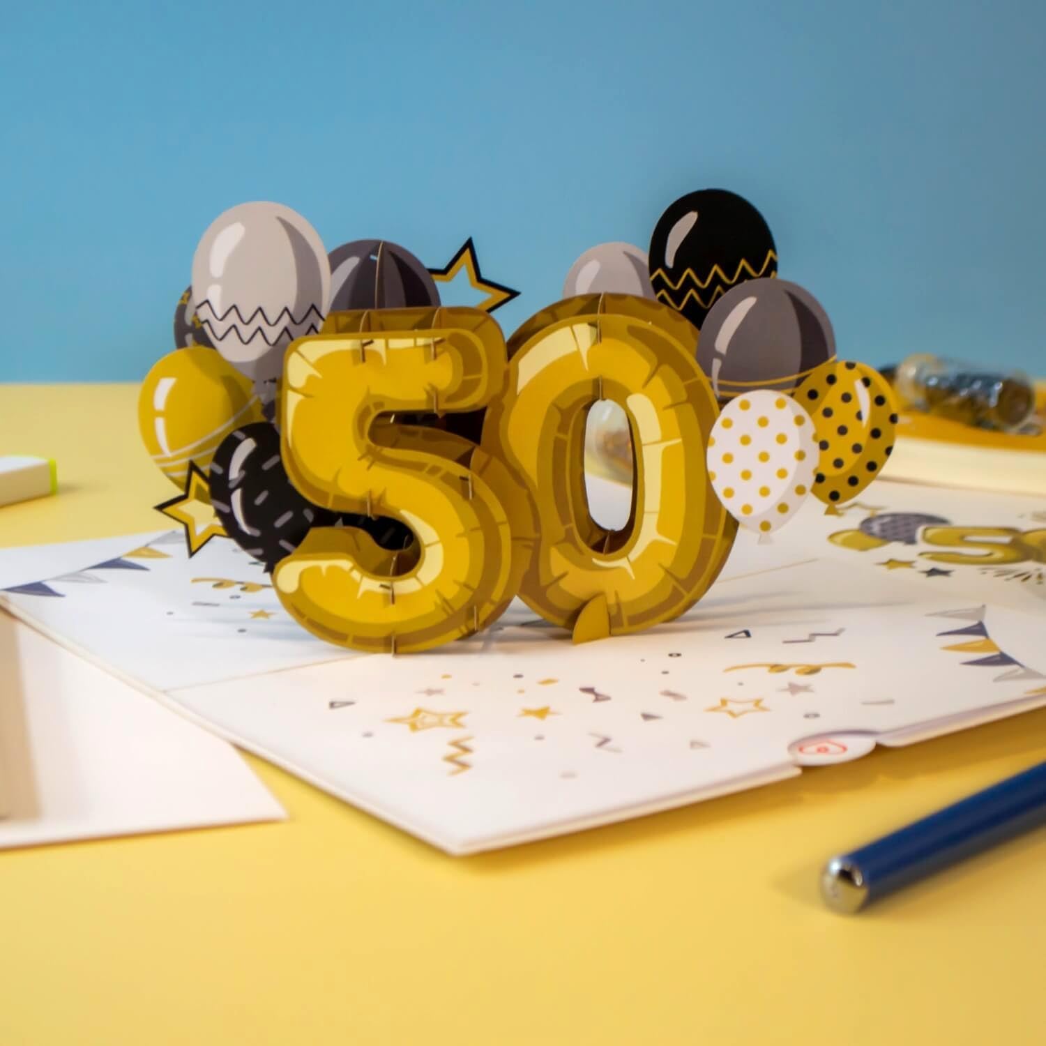 Thumbnail 3 de papercrush® Biglietto pop-up 50° compleanno fatto a mano, effetto 3D con busta