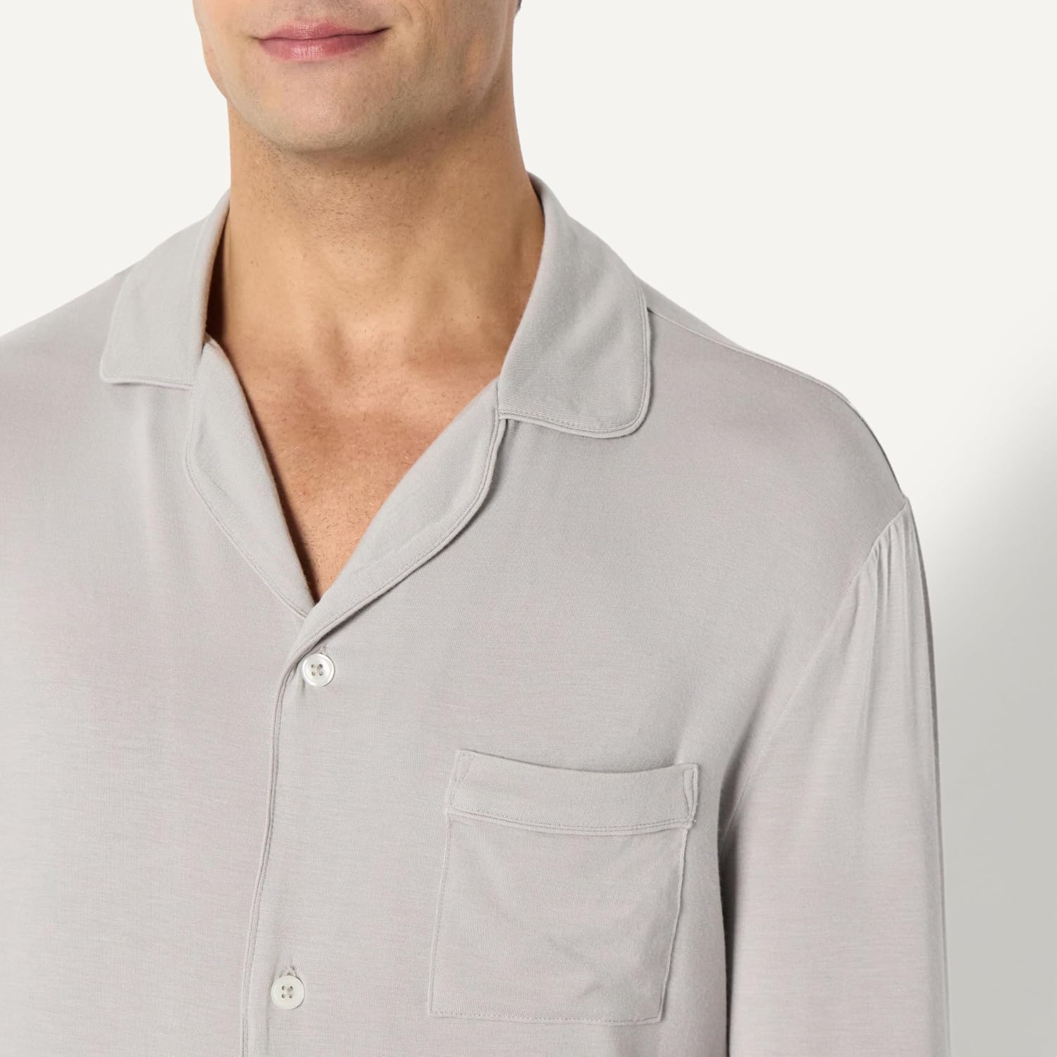 Thumbnail 2 de Amazon Essentials x Sofia Grainge men’s pyjama set with relaxed fit and soft modal jersey