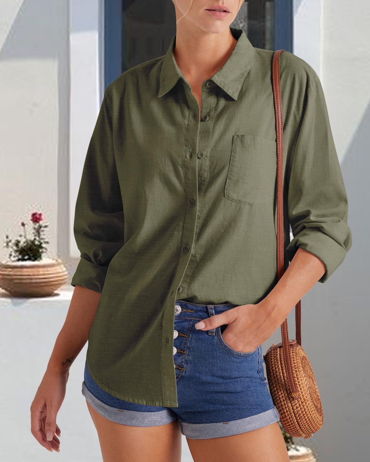 Detalle 2 de Friptspyg Damen Bluse – Langarm, V-Ausschnitt, 100% Baumwolle, locker geschnitten mit Tasche