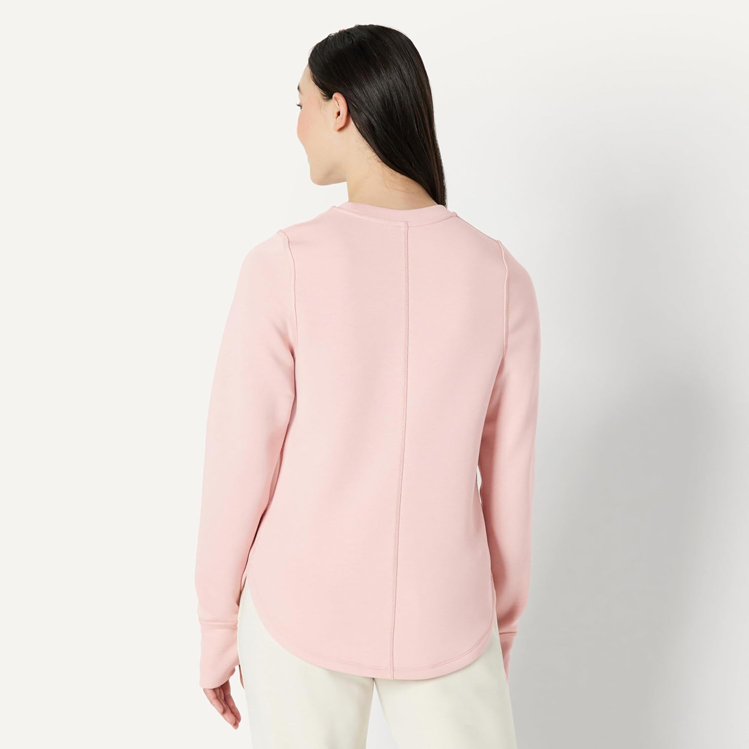 Thumbnail 2 de Amazon Essentials Women's Active Sweat Relaxed-Fit Long-Sleeve Crewneck Sweatshirt