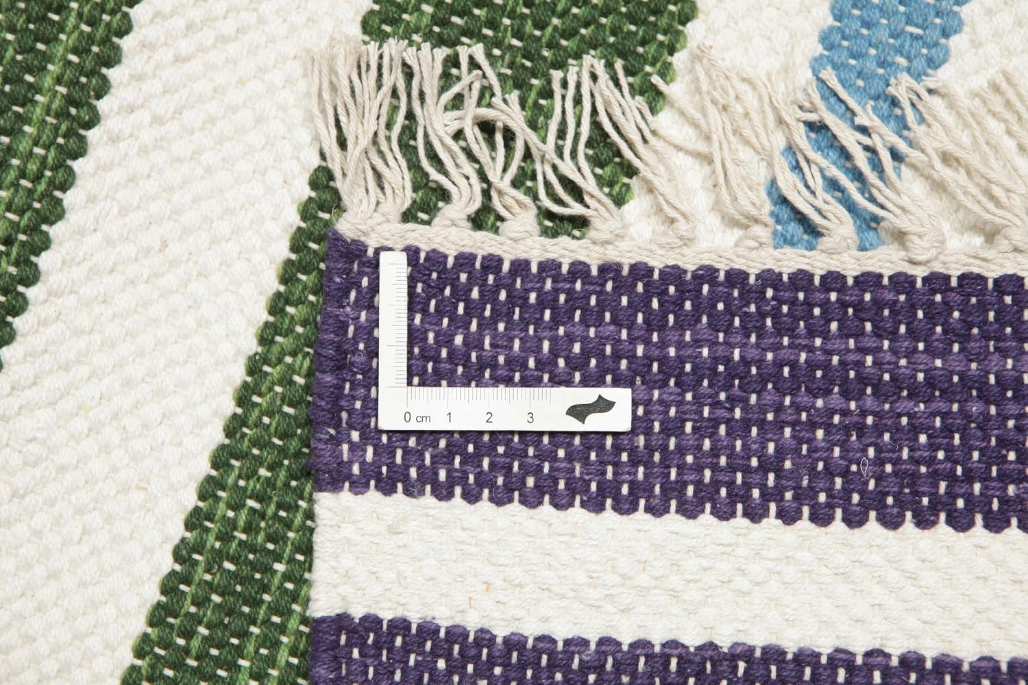 Detalle de RugVista Rainbow Stripe Rug, 140 x 200 cm, Handwoven Cotton, Low Pile