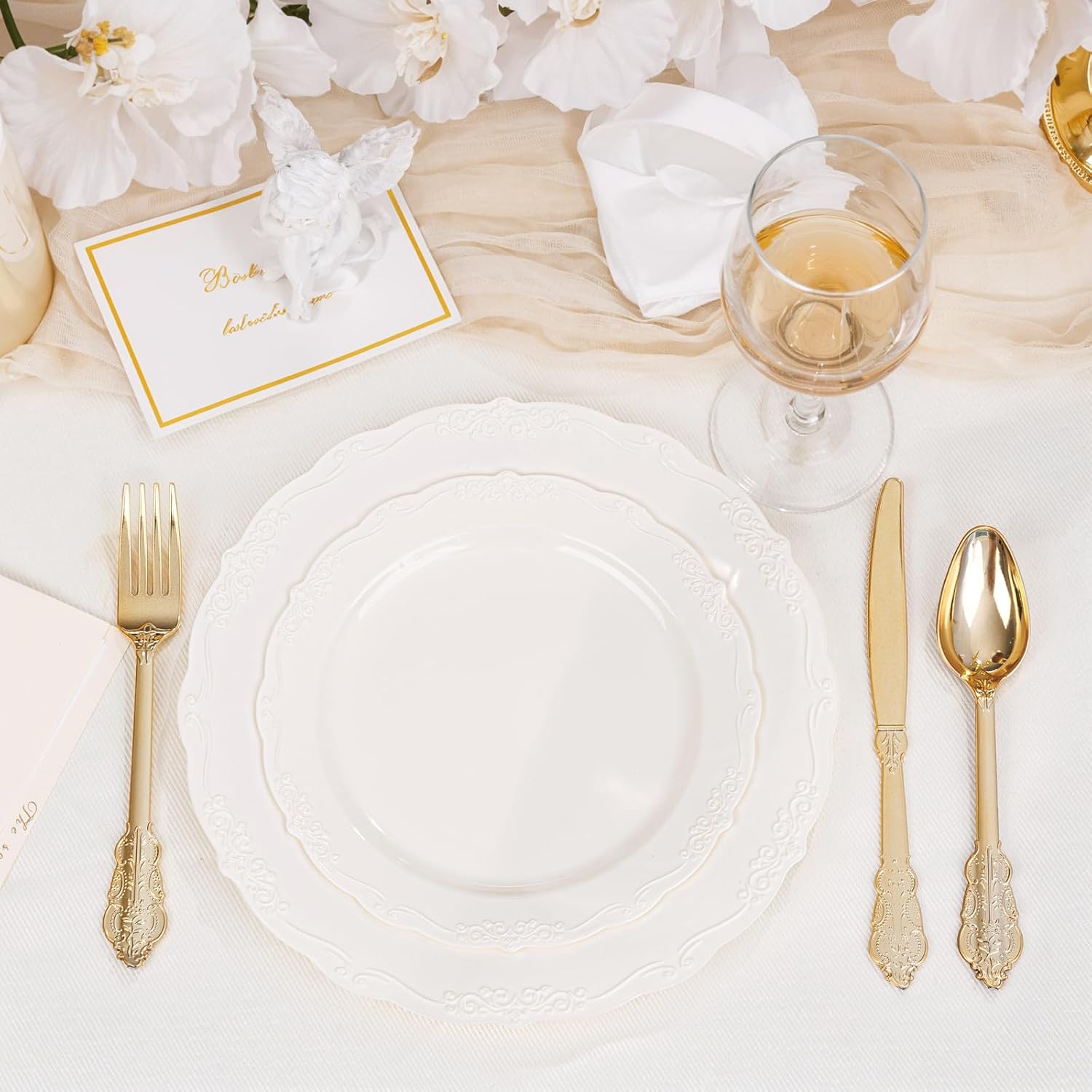 Detalle de DaYammi 60PCS Ivory Plastic Plates – Heavy Duty 7.5 inch Party Plates (Disposable) for Weddings, Birthdays, and More