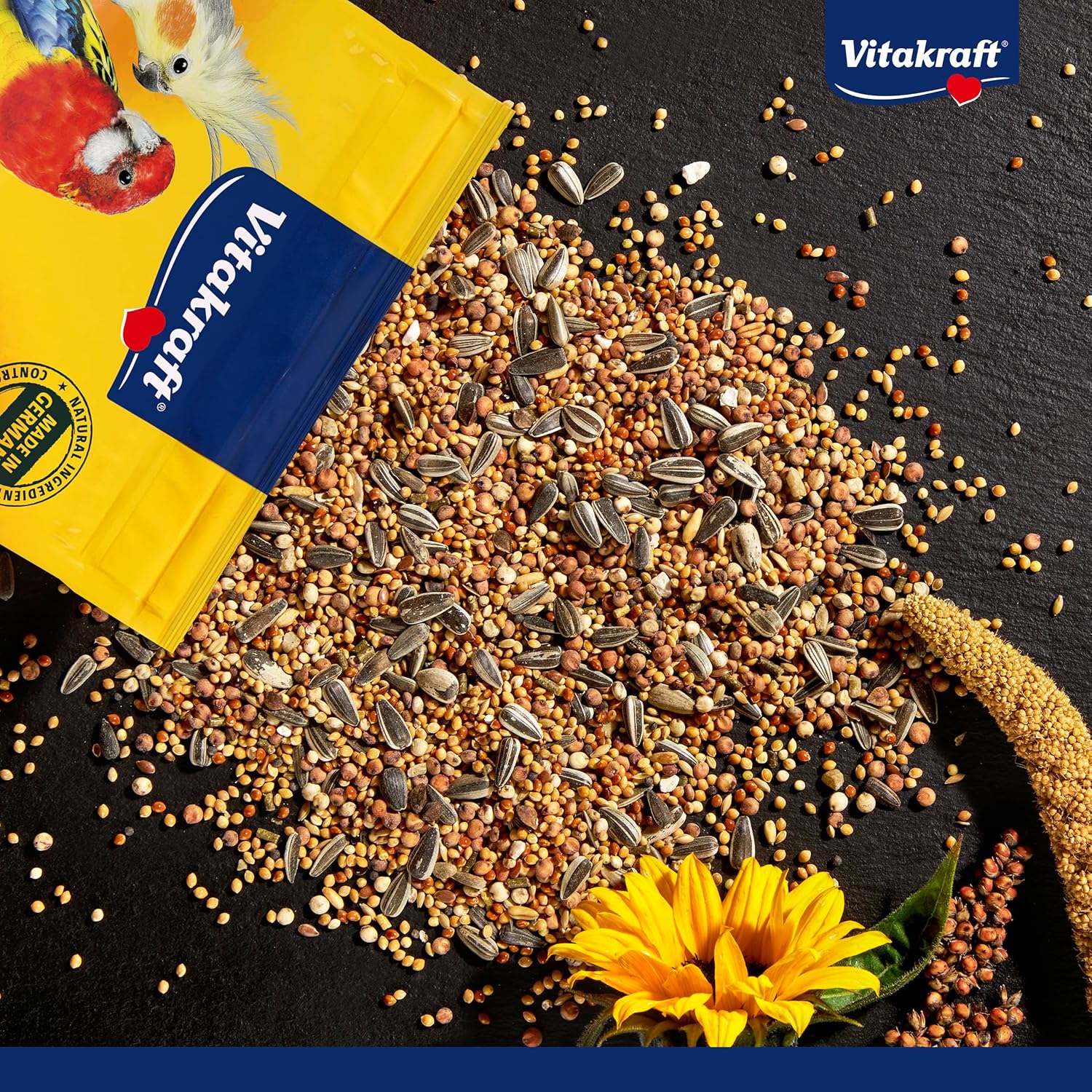 Detalle de Vitakraft Menü Großsittichfutter 5x1 kg – Getreide, Nüsse, Zuckerfrei