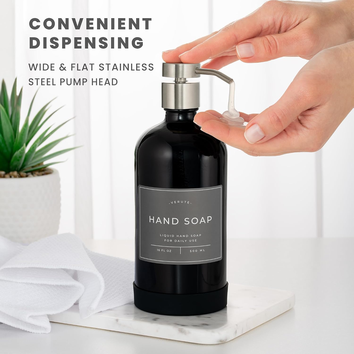 Detalle 2 de Verute BLGL16SS2 Glass Soap Dispenser Set, Gloss Black with Steel Pumps