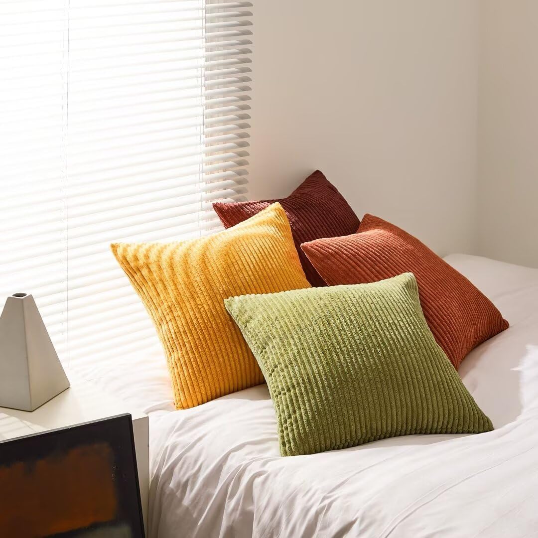 Detalle 2 de Topfinel Yellow and Orange Cushion Covers, 50cm x 50cm (Set of 4) with Invisible Zipper