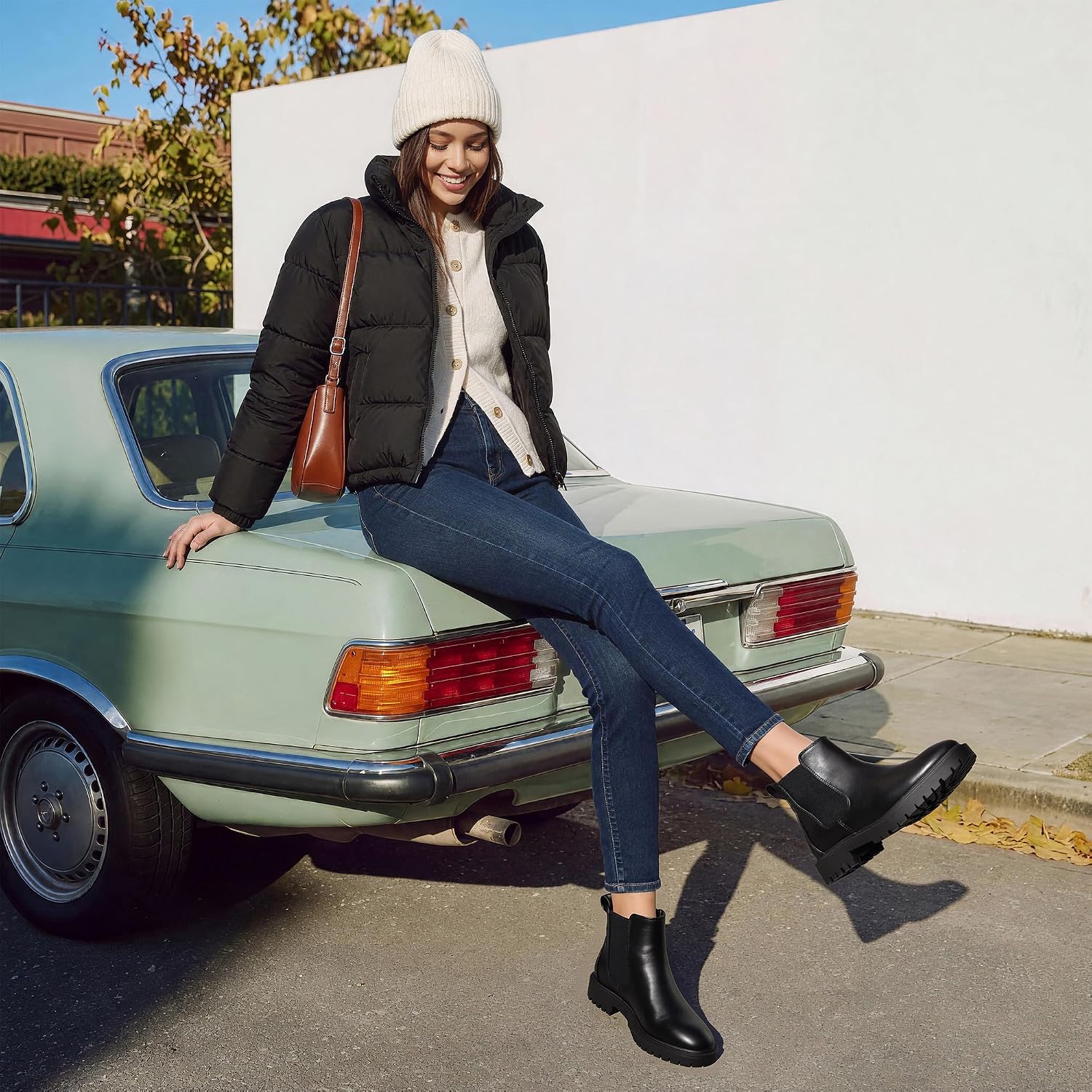 Thumbnail 1 de DREAM PAIRS Women's Chelsea Ankle Boots, Low-Heel Slip-On with Elastic Sides
