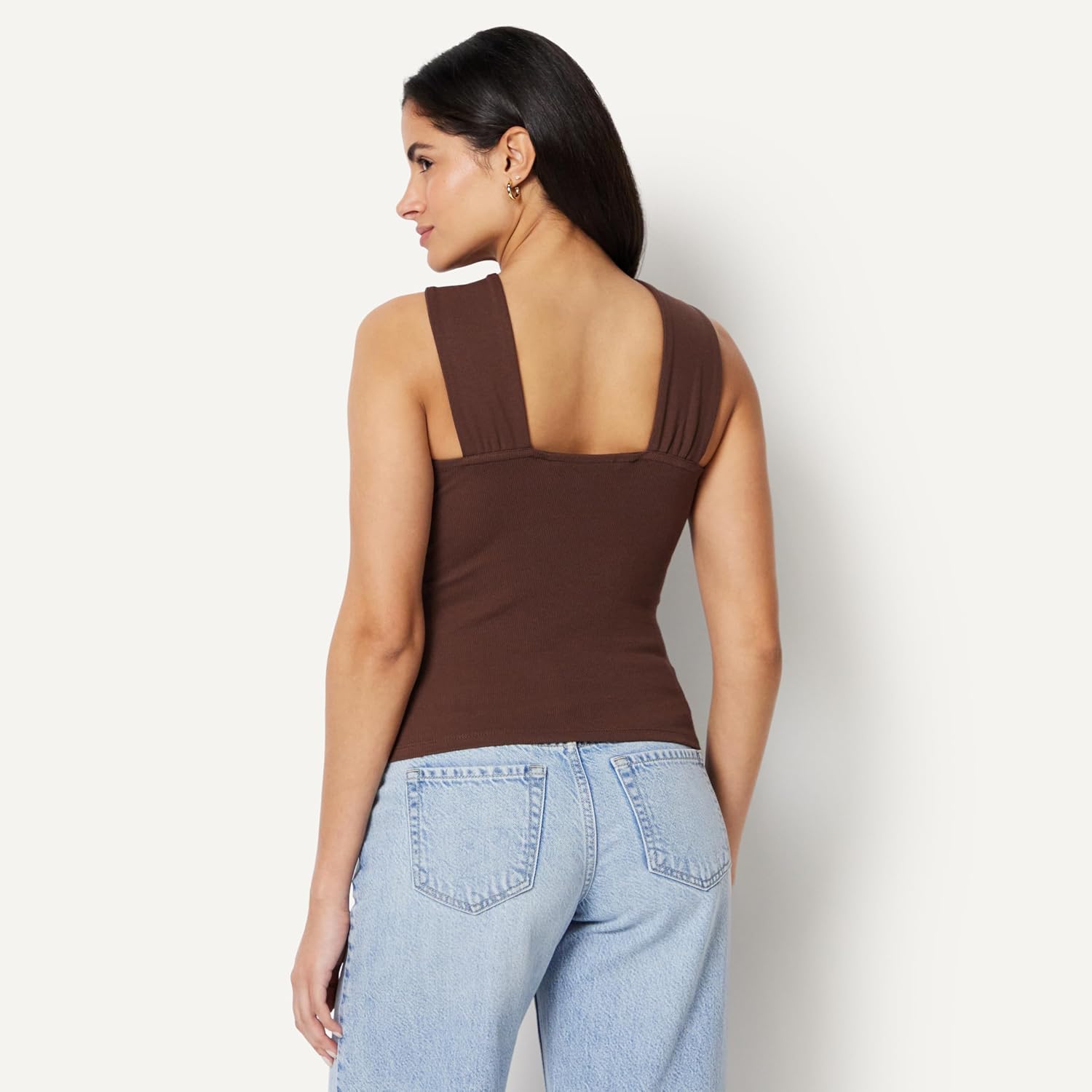 Thumbnail 1 de Amazon Essentials Women's Slim-Fit Ribbed Halter Neck Top with Resin Detail
