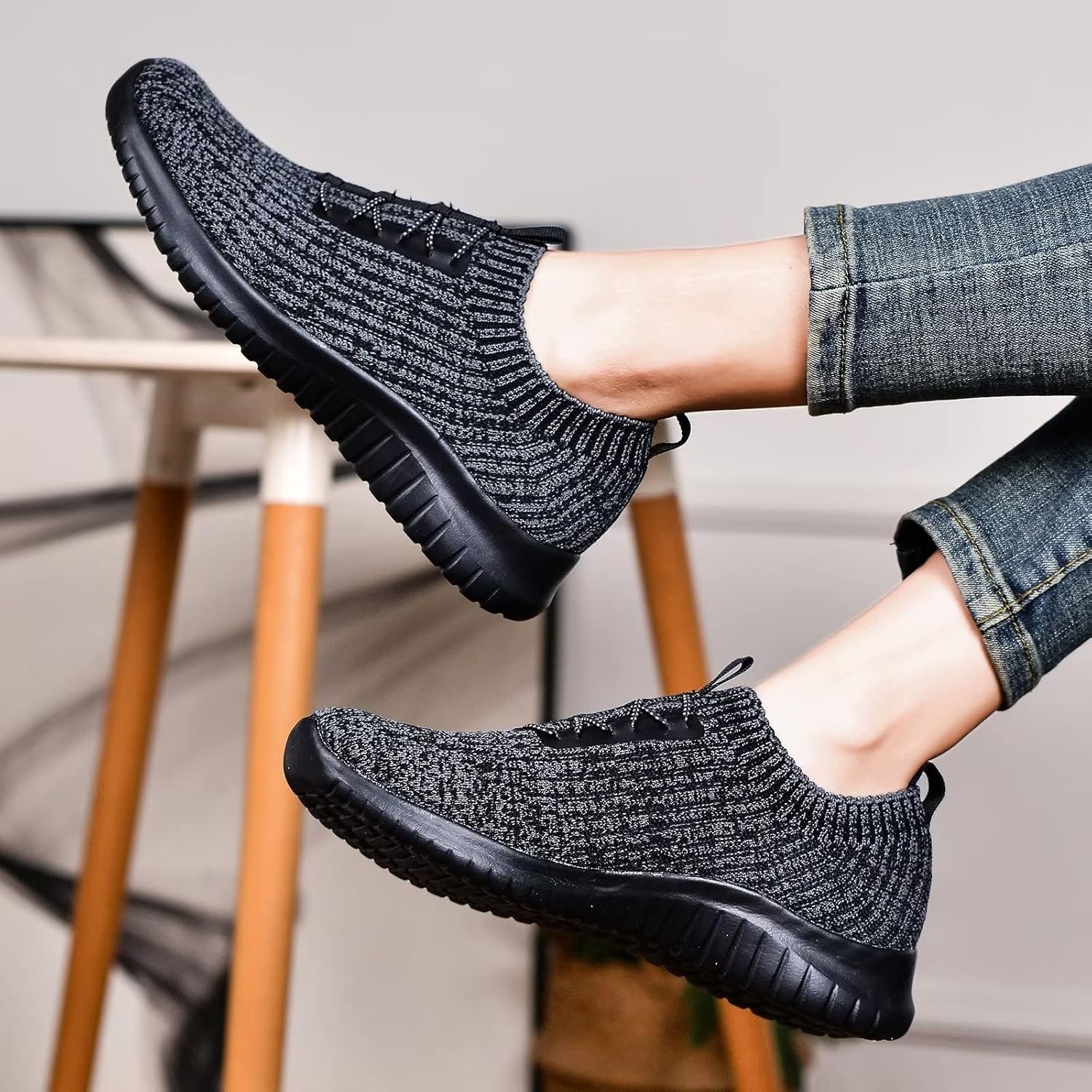 Thumbnail 4 de TIOSEBON Women's Slip On Walking Shoes – Lightweight Casual Running Sneakers