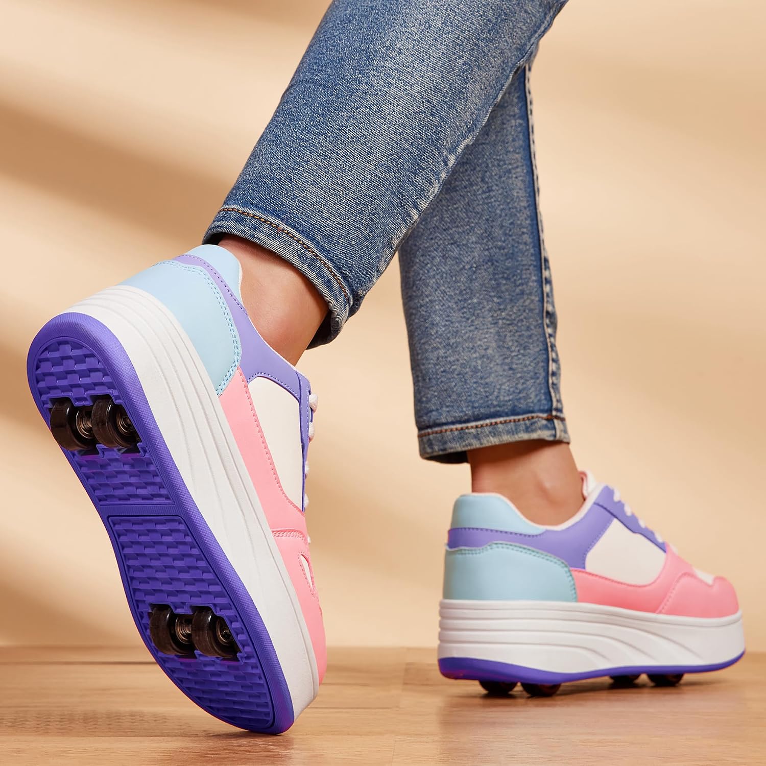 Detalle 2 de Roller Skate Sneaker Shoes with Detachable Wheels (2-in-1) for Kids